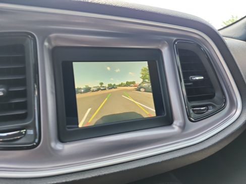 Used 2019 Dodge Challenger SXT RWD image 17