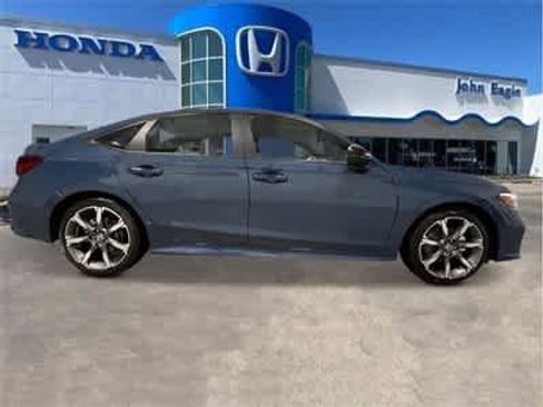 Certified 2025 Honda Civic Sport Touring image 8