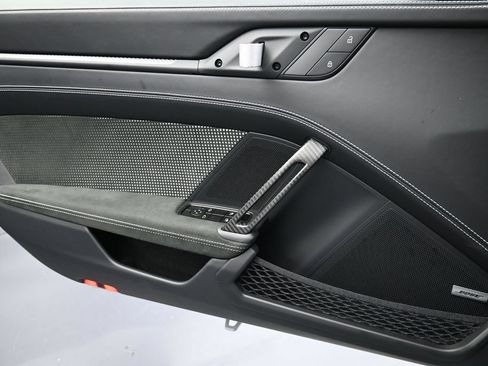 Certified 2025 Porsche 911 GT3 RS RWD image 20