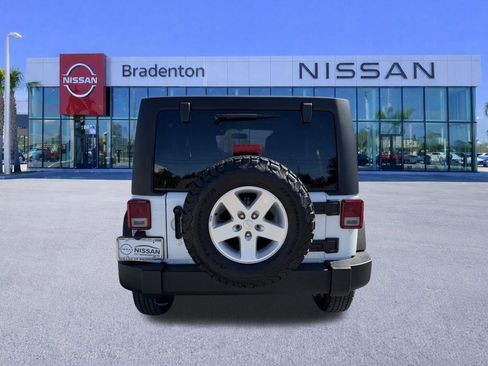 Used 2018 Jeep Wrangler Unlimited Sport S image 6