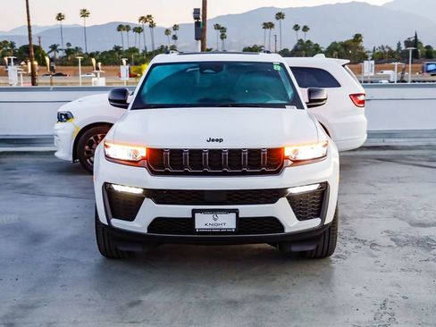 New 2026 Jeep Grand Cherokee Limited w/ Limited Altitude Package image 2