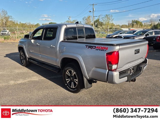 Used 2016 Toyota Tacoma TRD Sport w/ Towing Package AWD/4WD image 5