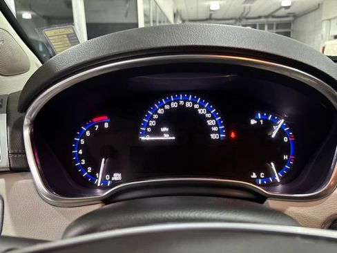 Used 2014 Cadillac SRX Luxury w/ Driver Awareness Package AWD/4WD image 19