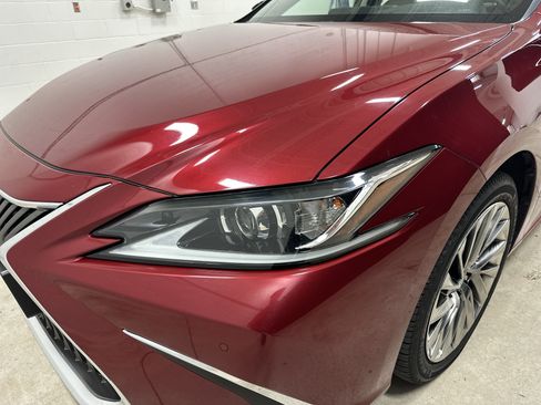 Used 2020 Lexus ES 350 w/ Accessory Package FWD image 6