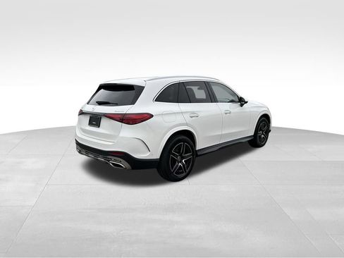 Certified 2025 Mercedes-Benz GLC 300 4MATIC image 5