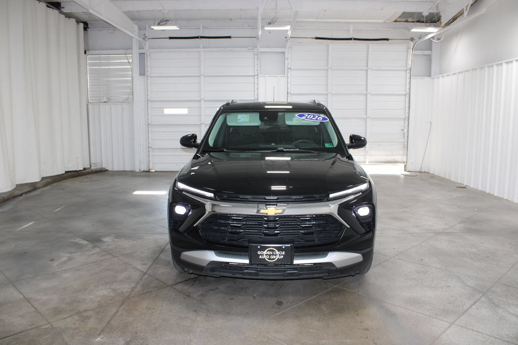 Used 2026 Chevrolet TrailBlazer LT FWD image 3