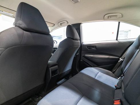 Used 2022 Toyota Corolla LE FWD image 14