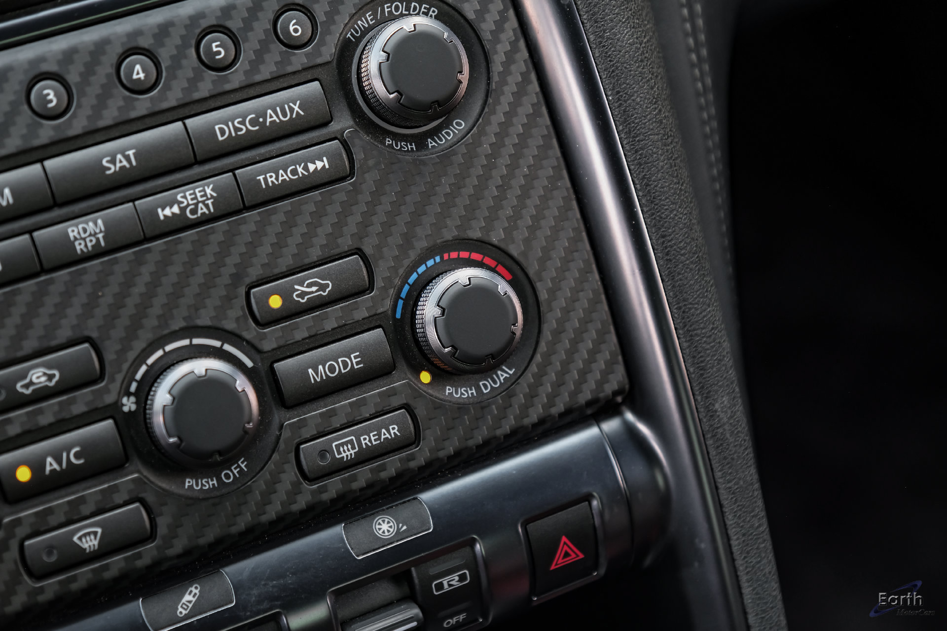 Used 2013 Nissan GT-R Black Edition AWD/4WD image 79