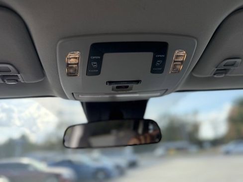 Used 2021 Toyota Sienna LE image 17