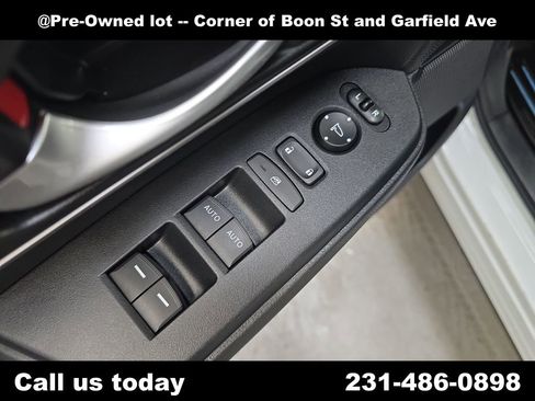 Used 2020 Honda CR-V Touring image 15