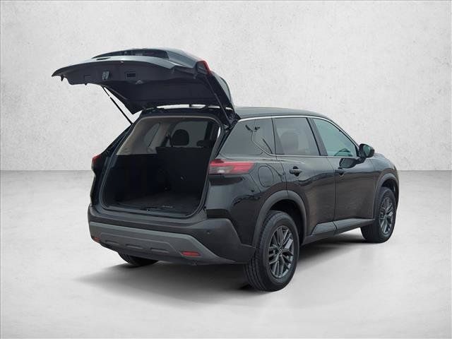 Used 2023 Nissan Rogue S FWD image 5