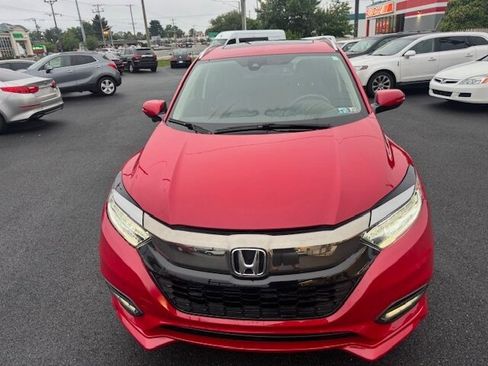 Used 2020 Honda HR-V Touring image 4