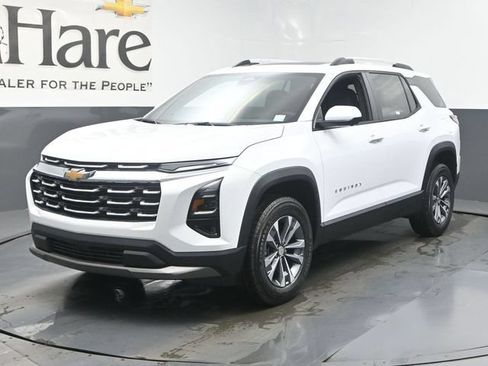 New 2027 Chevrolet Equinox LT w/ Convenience Package II FWD image 12