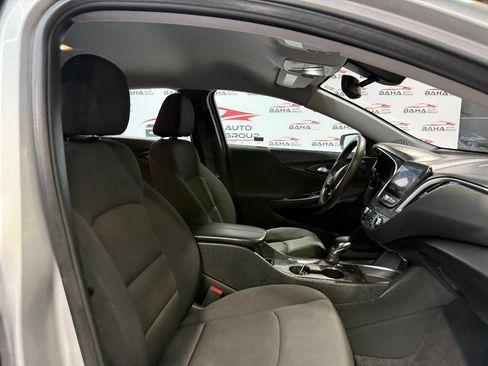 Used 2022 Chevrolet Malibu LT image 52