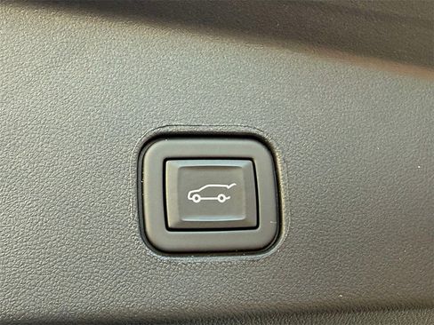 Used 2024 Cadillac Lyriq Luxury w/ LPO, Floor Liner Package image 18