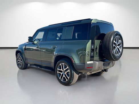 New 2026 Land Rover Defender 110 S image 3