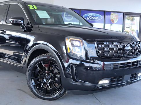 Used 2021 Kia Telluride SX w/ SX Prestige Package AWD/4WD image 2