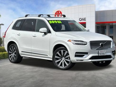 Used 2023 Volvo XC90 B5 Plus AWD/4WD image 2