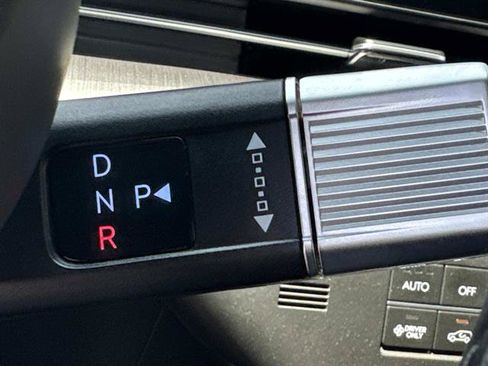Used 2024 Hyundai Kona SEL FWD image 27