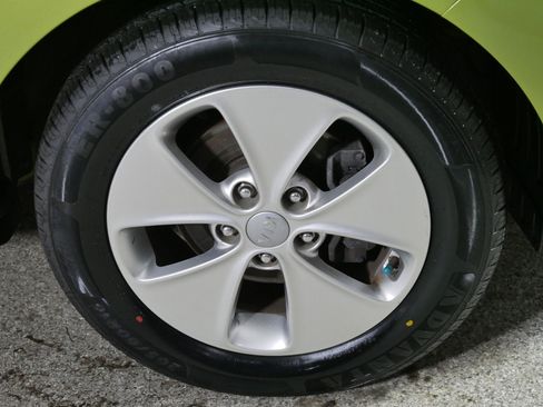 Used 2015 Kia Soul FWD image 15