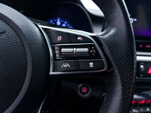 Certified 2024 Kia Forte GT-Line FWD image 28