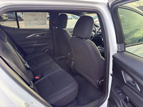 New 2026 Chevrolet Equinox EV LT image 11