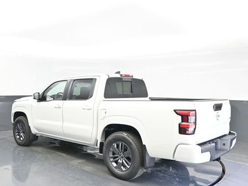 New 2026 Nissan Frontier SV w/ SV Convenience Package image 3