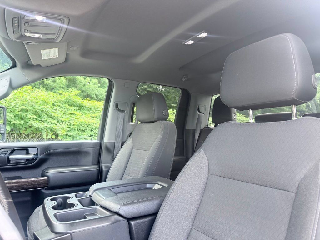 Used 2022 GMC Sierra 2500 SLE w/ X31 Off-Road Package AWD/4WD image 20