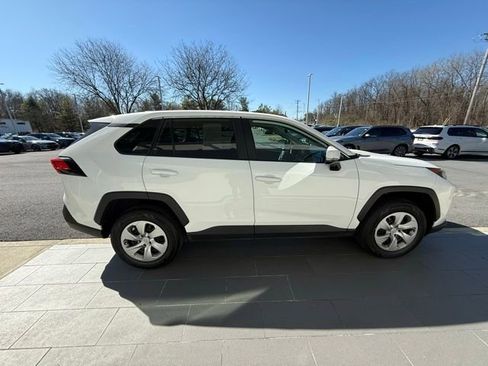 Used 2022 Toyota RAV4 LE w/ Carpet Mat Package (TMS) AWD/4WD image 3