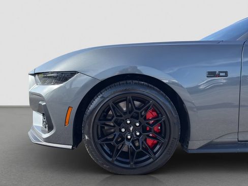 Used 2025 Ford Mustang GT Premium w/ GT Performance Package RWD image 17
