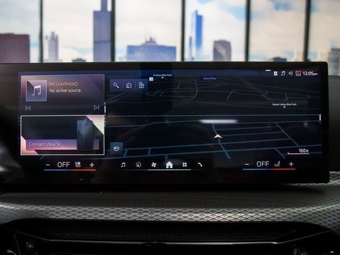 Used 2026 BMW 430i Convertible w/ M Sport Package image 20