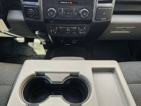 Used 2017 Ford F150 XLT AWD/4WD image 14