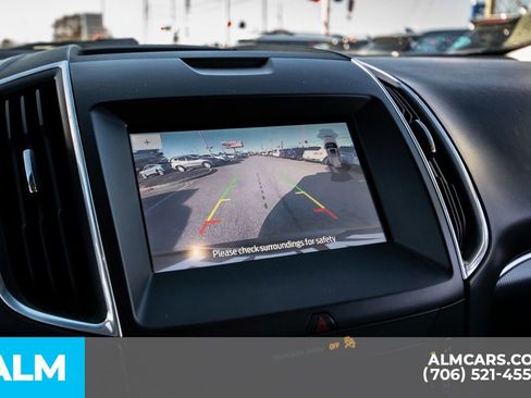 Used 2020 Ford Edge Titanium image 13