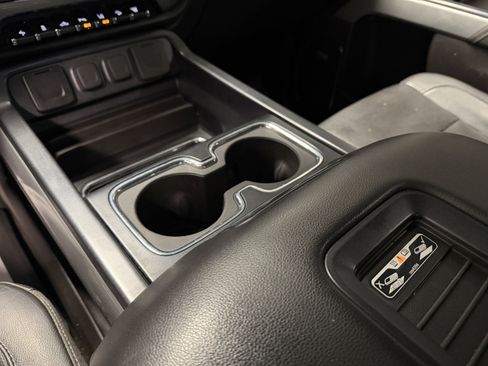 Used 2018 Chevrolet Silverado 2500 LTZ w/ Duramax Plus Package image 15