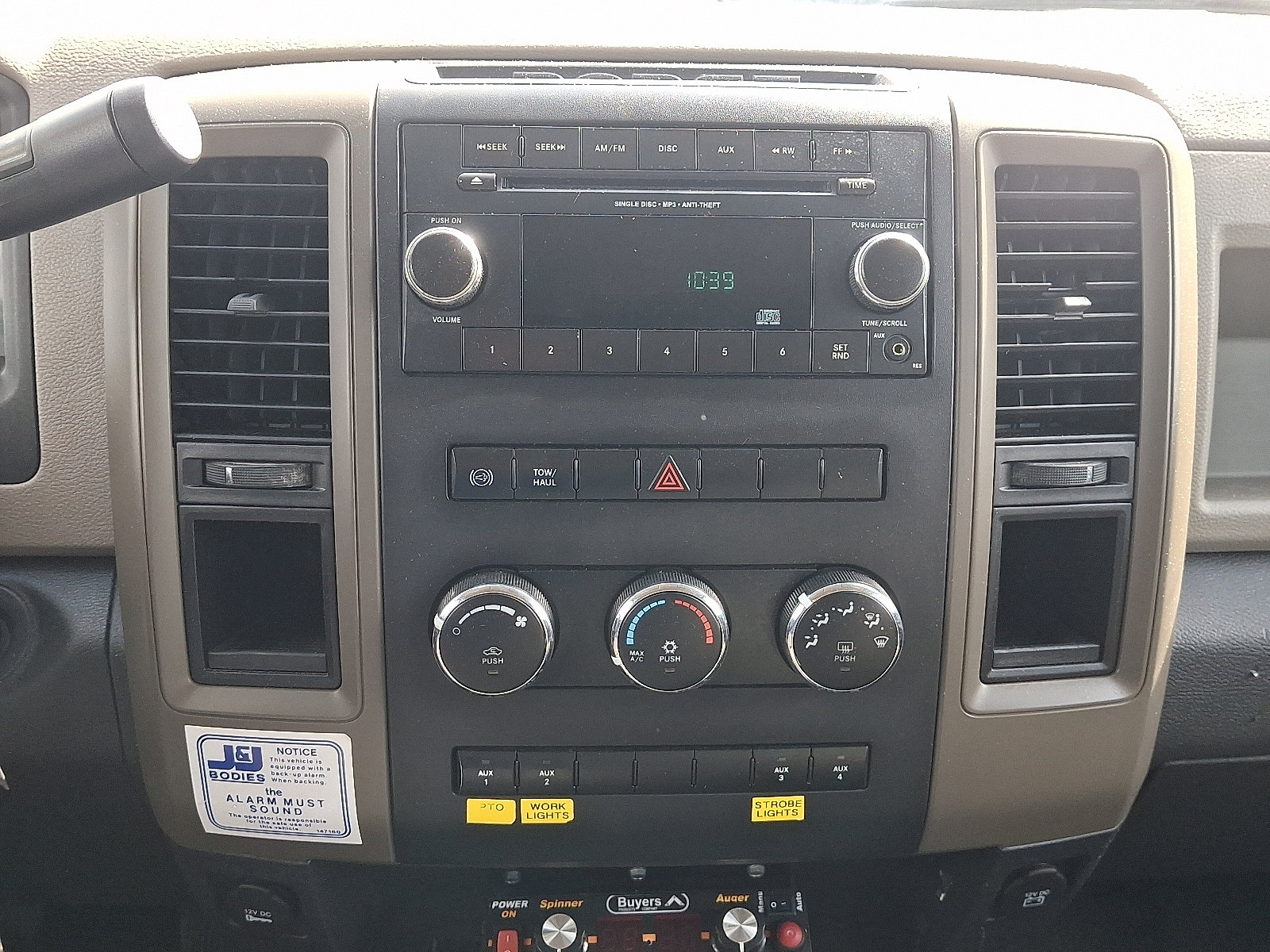 Used 2012 RAM 5500 4x4 Regular Cab w/ PWR & Remote Entry Group image 16