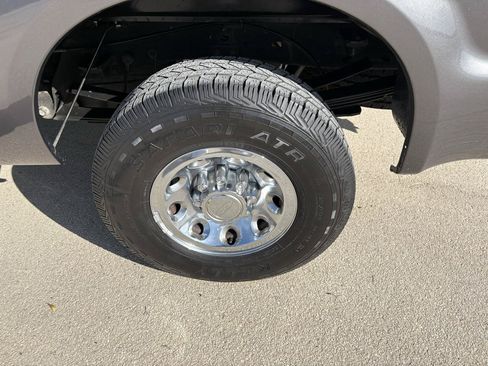 Used 2004 Ford F250 XLT RWD image 9