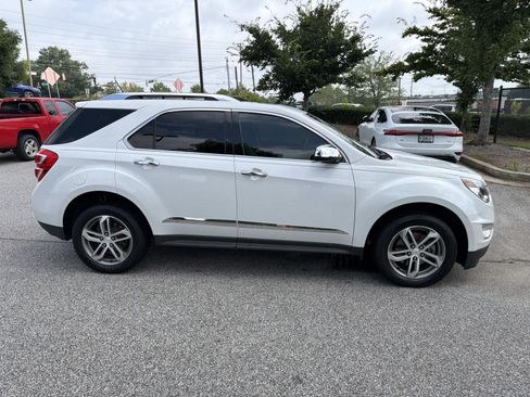 Used 2016 Chevrolet Equinox LTZ w/ Enhanced Convenience Package FWD image 8