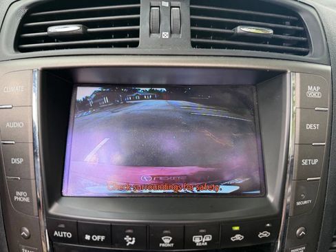 Used 2011 Lexus IS 250C w/ Luxury Pkg RWD image 24