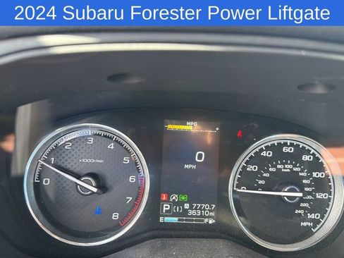 Used 2024 Subaru Forester Touring AWD/4WD image 28