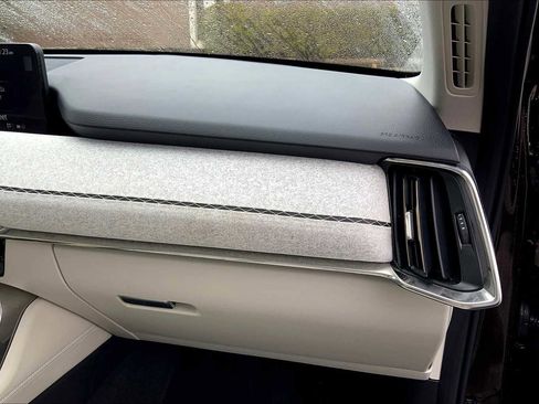 Certified 2024 MAZDA CX-90 3.3 Turbo S w/ Premium Plus image 18