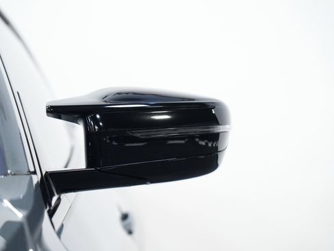 Used 2024 BMW M4 Competition w/ Executive Package image 11