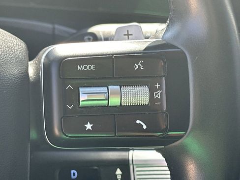 Used 2025 Hyundai Santa Fe SE image 27