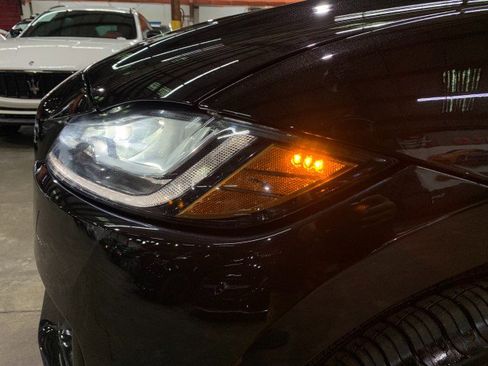 Used 2020 Jaguar F-PACE Checkered Flag image 17