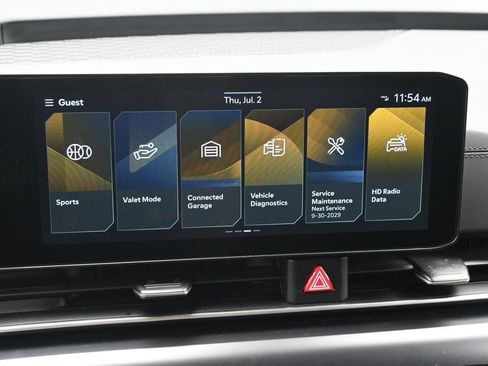 Used 2026 Kia Carnival FWD image 18