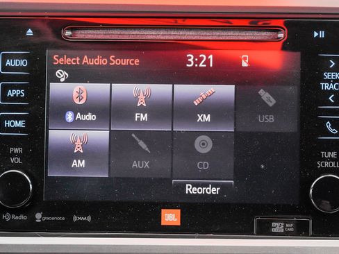 Used 2019 Toyota Tacoma Limited image 35