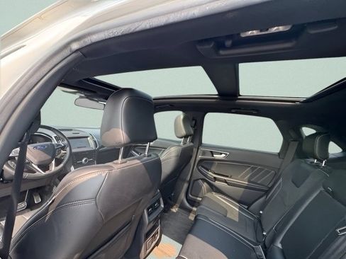 Used 2020 Ford Edge ST w/ Equipment Group 401A AWD/4WD image 13