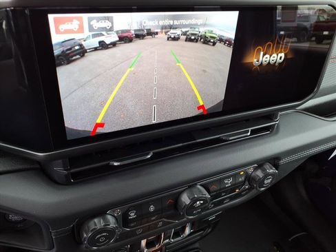 New 2026 Jeep Wrangler Unlimited Rubicon image 17