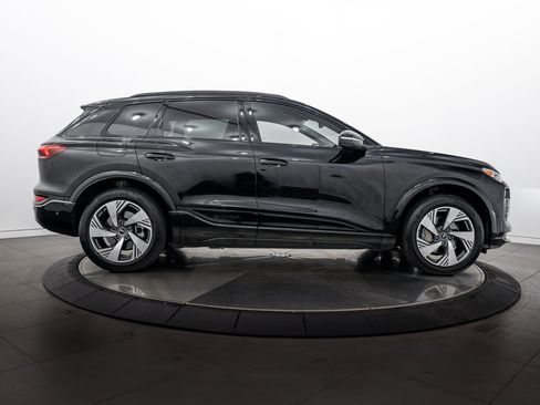 Certified 2025 Audi Q6 e-tron Premium Plus w/ Premium Plus AWD/4WD image 3