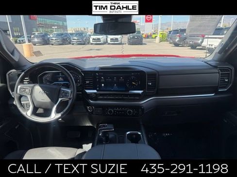 Used 2023 Chevrolet Silverado 1500 RST image 2