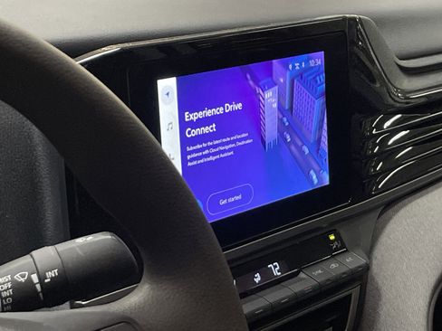 Used 2025 Toyota Camry LE w/ Convenience Package image 10